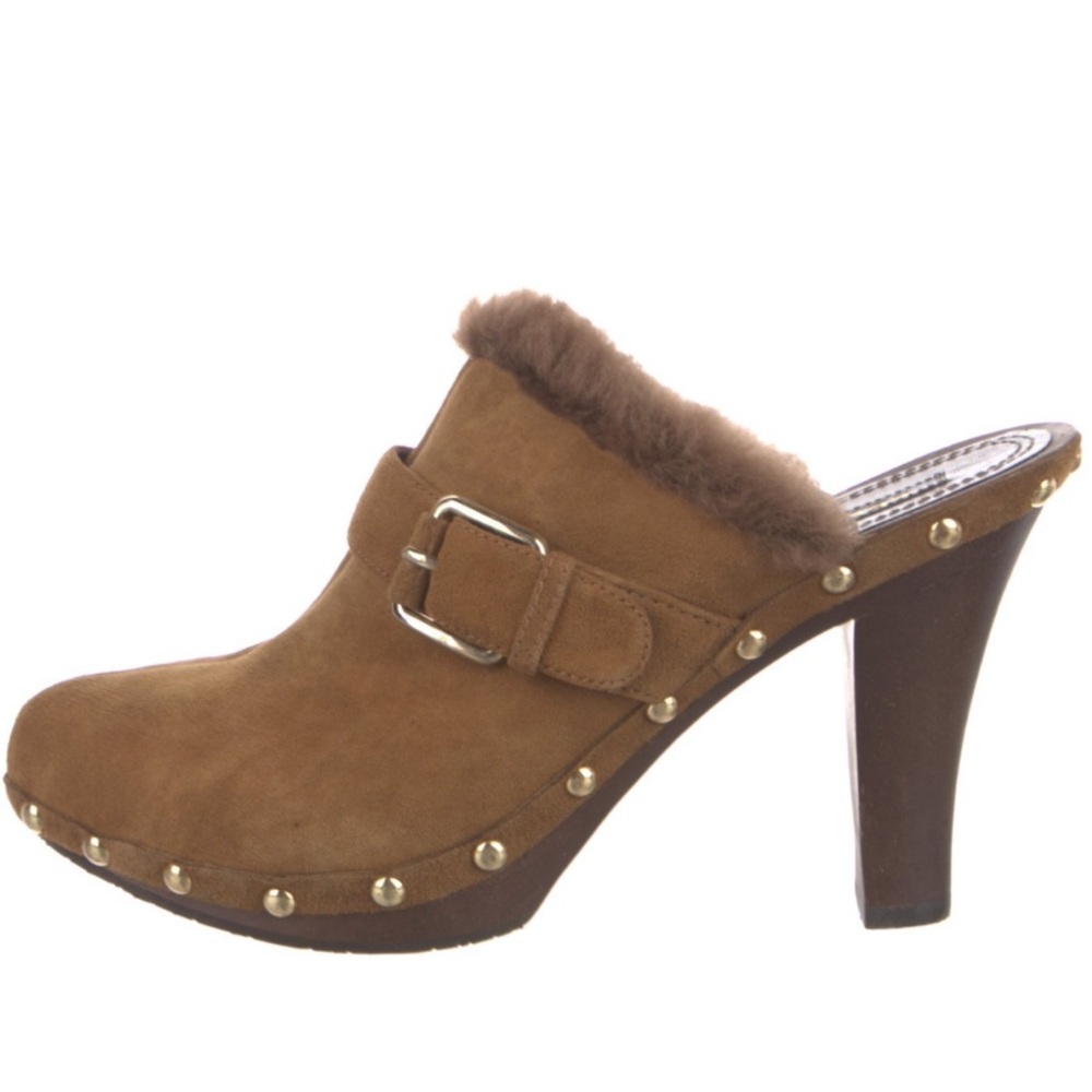 Celine
Suede Studded Accents Mules
Women's Size: 7| IT 37 - Picture 4 of 5